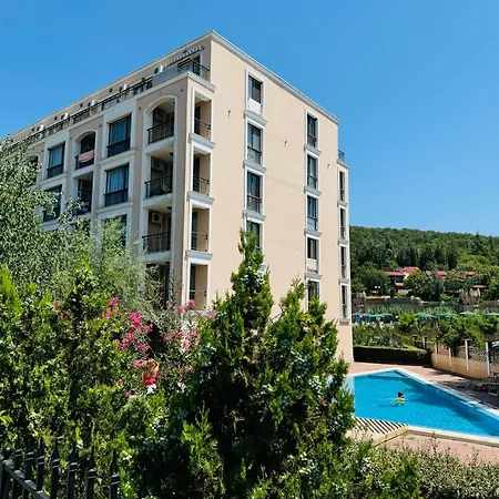 Astoria Ii 13 One Bedroom Parter *