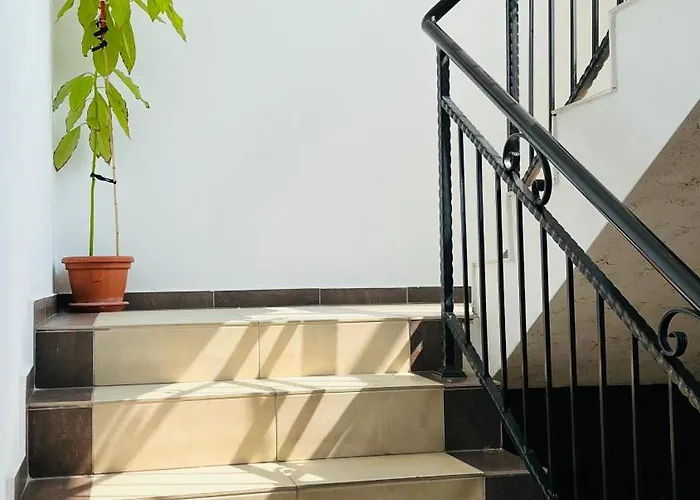 Astoria Ii 13 One Bedroom Parter Apartment