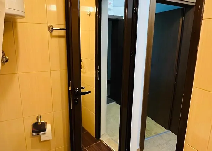 Astoria Ii 13 One Bedroom Parter Apartment